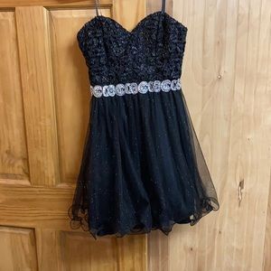 Formal Strapless minidress